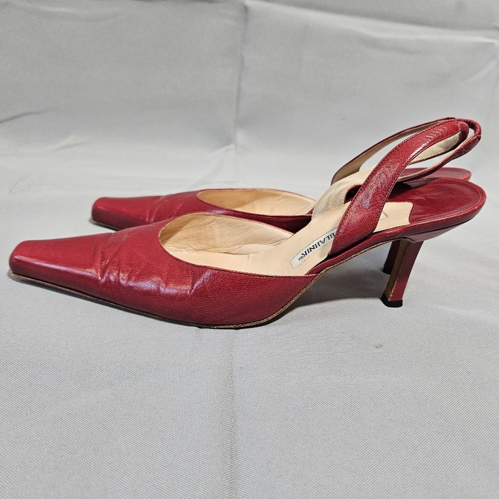 Manolo Blahnik VTG Carolyne Leather Red Sling Back Point Toe Kitten Heel 40/9.5 - Picture 5 of 10